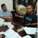 Petinggi Partai “N” Yang Juga Mantan Bupati Tapteng Dengan Pongah Tak ber-etika, nyelonong Mengganggu Panitia Perhitungan Suara di Kantor Kecamatan Sambas Kota Sibolga-Sumut.
