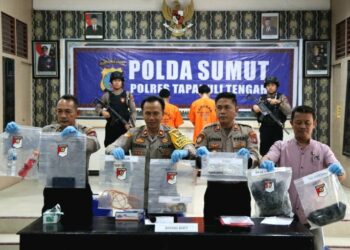 Polres Tapteng Konfrensi Pers Kasus Pembunuhan Berencana di Pantai Kalangan Indah.