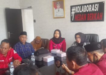 Pengurus Forum Komunikasi Ketua DPC LPM se-Kota Medan Laporkan plt Ketua, Kadis P3APM-P2KB Kota Medan : Akan Segera di Sampaikan ke Pimpinan