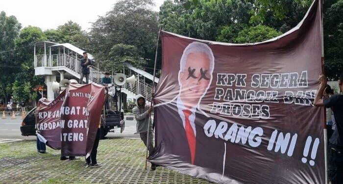 Minta Ganjar Segera Diperiksa Agar Tepis Isu Kriminalisasi,Masyarakat Anti Korupsi Geruduk KPK