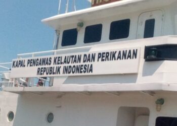 Diduga Kapal Pengawas Perikanan HIU 13 Terlelap Nyender Di Dermaga, Pukat Trawls Dan Kapal Bom Ikan Bebas Beroperasi.