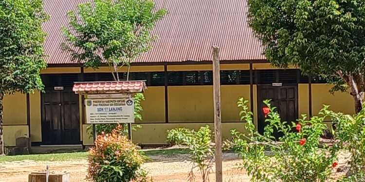 Diduga Ada Pungli Di SD Negeri 17 Lanjing Yang Dilakukan Kepala Sekolah Beserta Para Guru