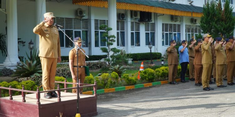 Dalam Apel Gabungan Pj Bupati Langkat Sampaikan 2 Pesan Penting Kepada Seluruh ASN Pemkab Langkat.