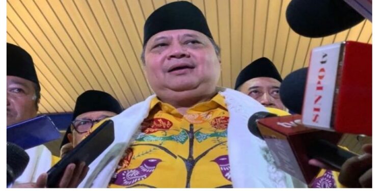 SELAMAT TINGGAL PDIP..! Airlangga: Jokowi Dan Gibran Sudah Masuk Keluarga Besar Golkar
