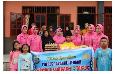 Bentuk Rasa Kepedulian, Satreskrim Polres Tapteng Bagikan Sembako Dan Takzil Di Panti Asuhan Namira.