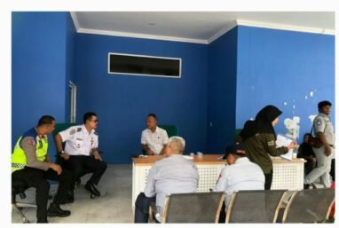 Antisipasi Kecelakaan, Polres Dan Dishub Sibolga Laksanakan Test Urine Bagi Sopir Bus Mudik