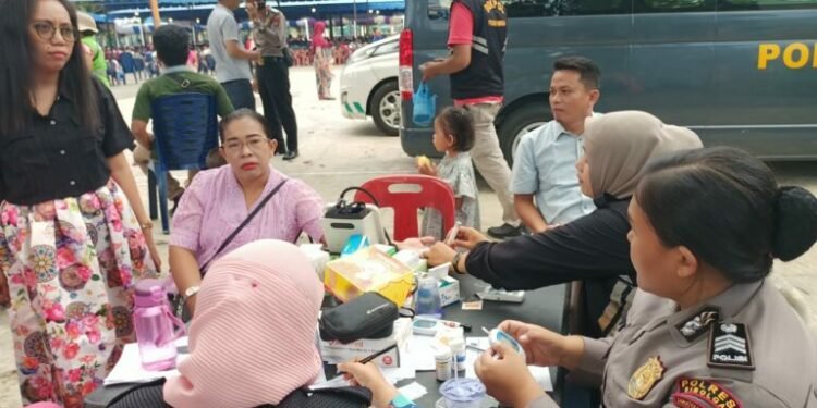 Polresta Sibolga Boyong Tim Kesehatan Laksanakan Pemeriksaan Kesehatan Gratis.