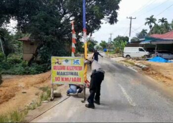 Jalan Longsor Km 30 Sibolga-Barus Akibat Curah Hujan Entitas Tinggi.