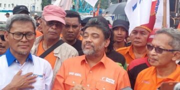 Njomplang! Upah Buruh Cuma Naik 1,58 Persen, Inflasi Sudah 2,8 Persen, Said Iqbal: Kita Nombok!
