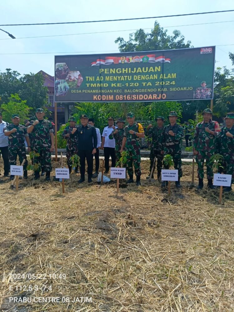 Sinergitas Kodim 0816/Sidoarjo TMMD dan Plt Bupati Sidoarjo Subandi. SH