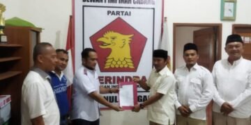 Ketum Naposo Prabowo-Gibran Andri Christianto Malau, MM Mendaftar Balon Bupati 2024 ke Kantor DPC Partai GerindraTapanuli Tengah Sumatera Utara