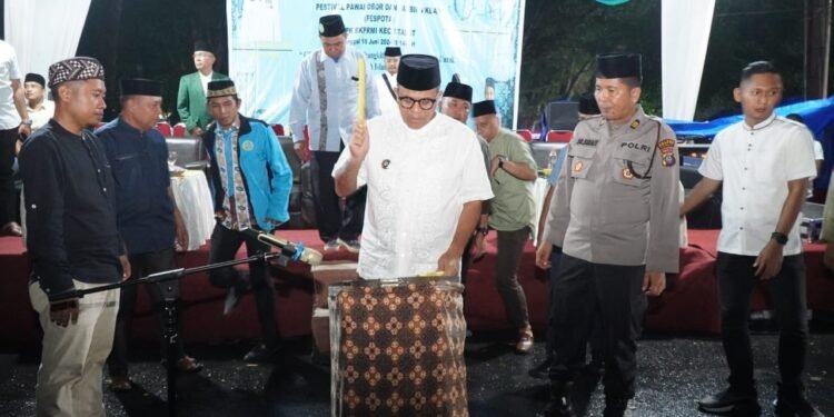 Pj Bupati Langkat Faisal Hasrimy Lepas 90 Tim Peserta “FESPOTA” Kecamatan Stabat