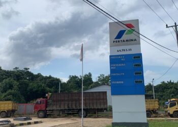 Terkait Pemberitaan Di Salah Satu Media Terbitan Kalbar Tentang BBM Pertalit dan Oprasional SPBU 64.785.15 Sanggau, Pihak Management Persilahkan Datang dan Langsung Ke Official Kantor Kami..!!