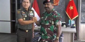 Kapuspen TNI Angkat Suara, Pangkat Letkol Tituler Kami Berikan Kepada Exs Staf Presiden DR.Lenis Kogoya S.T.H,. M.Hum