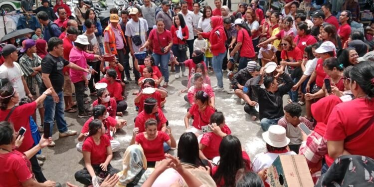 PD Pasar Horas Jaya, BRI Unit Pasar Horas dan Para Pedagang Meriahkan HUT RI Ke-79 Tahun 2024