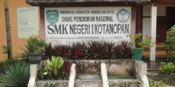 Lsm Bidik Sumut Pertanyakan Dana BOSP SMK Negeri 1 Kotanopan