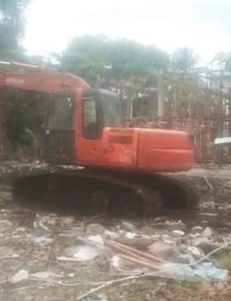 Seorang Wartawan Dianiaya,Karena Viral Diberitakan Pelaksanan Proyek Rumah Dinas