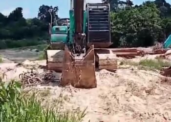 Terindikasi Digunakan Untuk PETI Di Lahan Gambut, Keberadaan Tiga Unit Alat Berat Resmi Dilaporkan Ke Polres Kapuas Hulu