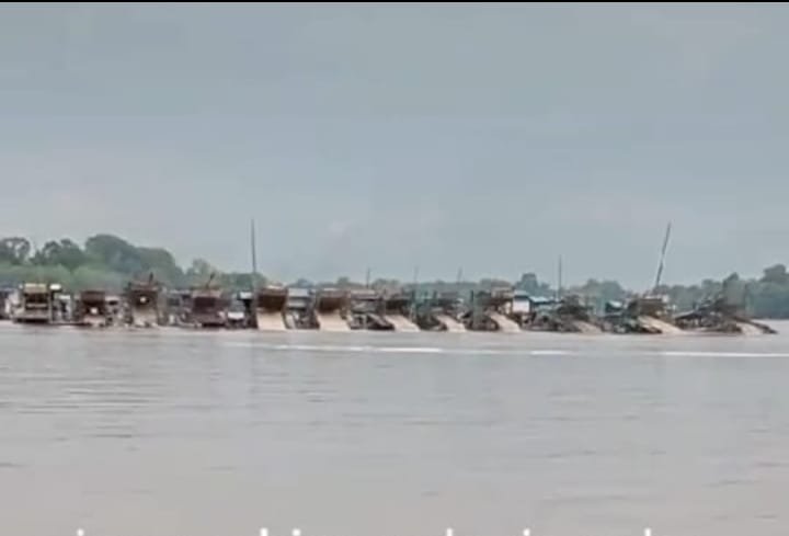Aktivitas PETI di Sungai Kapuas Kabupaten Sekadau Kebal Hukum,Mabes Polri Di Minta Turun Tangan