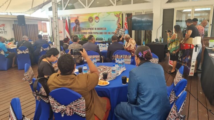 Meningkatkan Pemahaman dan Kerjasama di Pasifik: Forum Dialog Tentang Pembangunan Papua