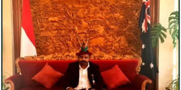 Staf Khusus Kemenhan RI Letkol TNI Dr.Lenis Kogoya S.T.H M.Hum Kembali Kunjunggi Negara Tetangga, Kali ini Negara Australi dengan Misi Netralisir Isu Tentang Papua dan Memperkenalkan Papua Ke Negara Negara Di Dunia