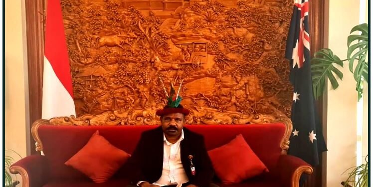 Staf Khusus Kemenhan RI Letkol TNI Dr.Lenis Kogoya S.T.H M.Hum Kembali Kunjunggi Negara Tetangga, Kali ini Negara Australi dengan Misi Netralisir Isu Tentang Papua dan Memperkenalkan Papua Ke Negara Negara Di Dunia