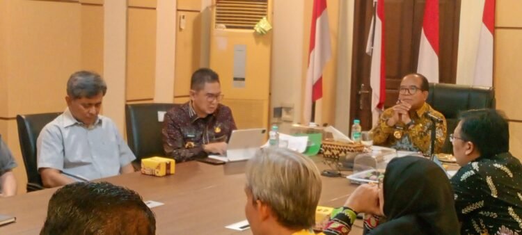 Petani Singkong Mengusulkan dan Meminta Dari 1400 Harga Jual  Penerimaan  Petani Bersih 900 -950, Pj. Gubernur Lampung Tetapkan Harga Singkong