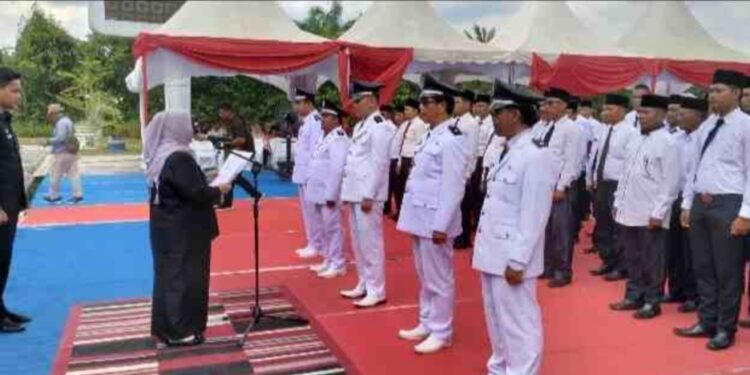 Bupati Bengkalis Perpanjang Masa Jabatan Lima Kepala Desa di Kecamatan Pinggir dan Talang Muandau