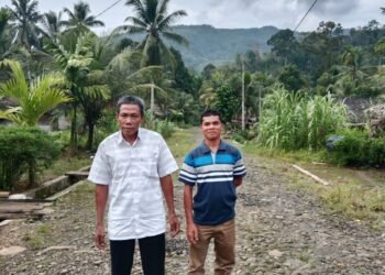 Warga Desa Aek Bottar Harapkan Perhatian Pemkab Benahi Jalan Ke Desa Mereka