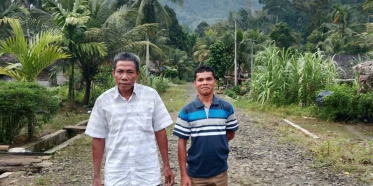Warga Desa Aek Bottar Harapkan Perhatian Pemkab Benahi Jalan Ke Desa Mereka