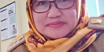 Terkait SDN 10 Menuai Banyak Keritikan Pedas, Marwah Zaitun Kabid SD Berikan Hak Jawab. Pemred Warta Sidik: Marwah Jangan Memperlihatkan Kebodohanmu!!!