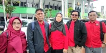 PN Jakarta Selatan Tegas : SOKSI Bukan Konflik Internal Partai, Eksepsi DEPINAS SOKSI Ditolak, Menteri Hukum Keliru Merubah Sepihak SK SOKSI