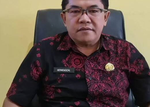 LSM Petisi Sakti Beberkan Alasan Aksi di Depan Kantor Dinas Kesehatan Kabupaten Kerinci