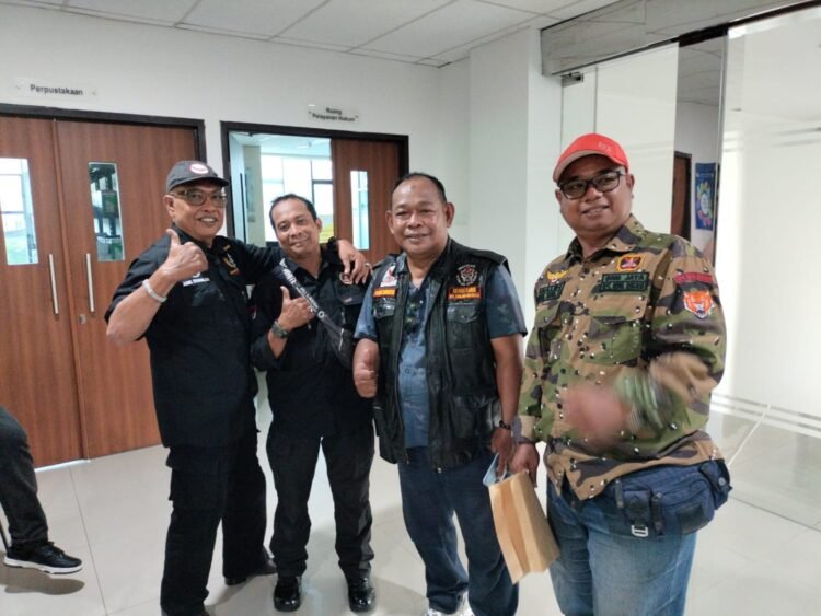 Air Warga Bekasi ‘Tak Sehat’, GRIB Jaya Bongkar Dugaan Kongkalikong Anggaran Tirta Patriot