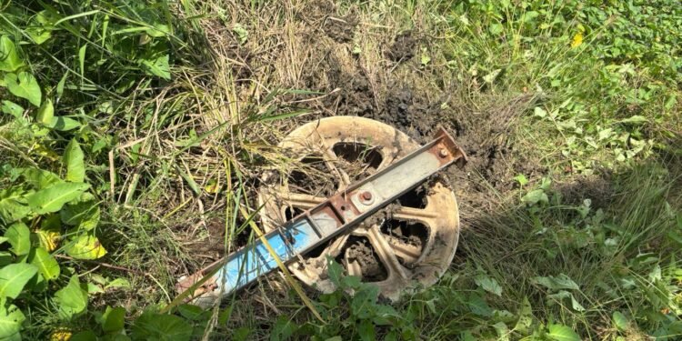 Ancaman di Atas Kepala! Roller SUTT 150kV Nyaris Menimbulkan Korban di Bekasi