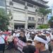 Kasus Sopir Ngamuk di Jimbaran Memanas: Saling Lapor, 25 Pengacara Dampingi Tersangka, Ribuan Warga Beri Dukungan!
