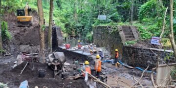 PT Adhi Karya Diduga Selewengkan Solar Subsidi di Proyek Bendungan Bangli, Terancam Sanksi Berat