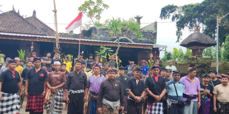 Jangan Macam-Macam dengan Adat!” Tegalalang Grudug Beri Pelajaran Pendatang Yang Diduga Tutup Akses Jalan Usaha Petani, Aksi Penataan Taman Jadi Tontonan!